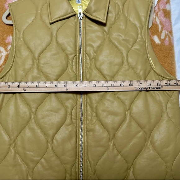 Women's Urban Outfitters UO Annie Faux Leather Liner Vest - Picture 6 of 12